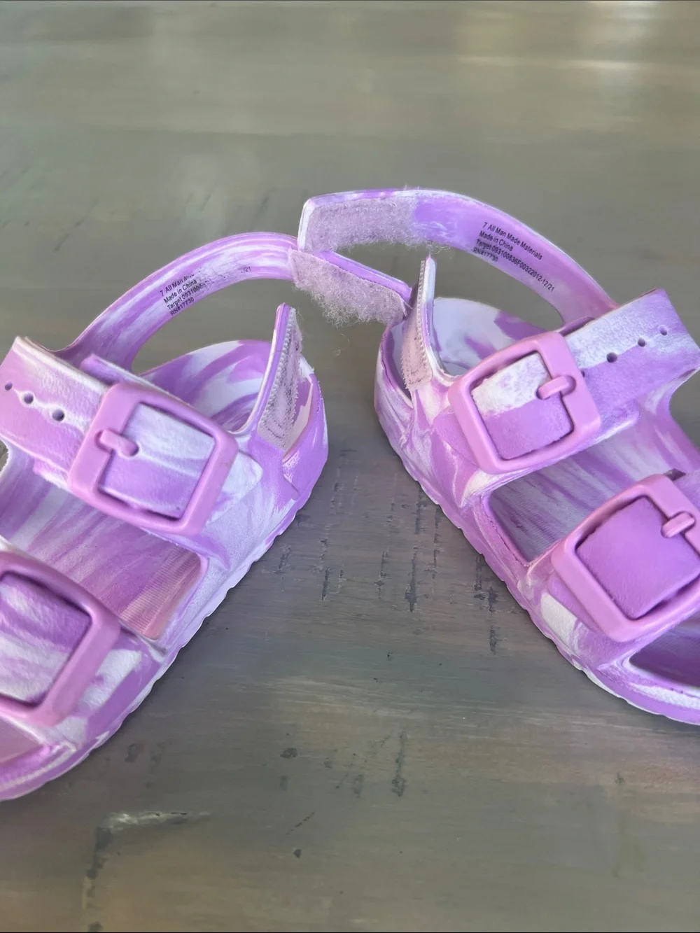 💟 Baby / Toddler Waterproof Sandals / Shoes. Size 7.